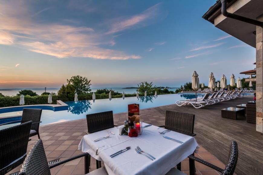 Apartamento Санта Марина-Сладка Къща Sozopol Exterior foto